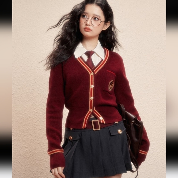 Harry potter Gryffindor skirt - Picture 2 of 2